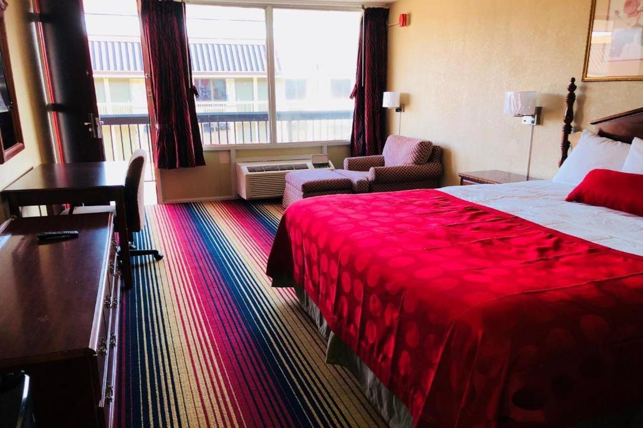Days Inn By Wyndham Perry Near Fairgrounds Eksteriør bilde